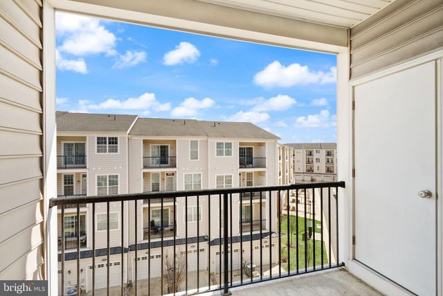 23466 BELVOIR WOODS TER, Ashburn, VA 20148