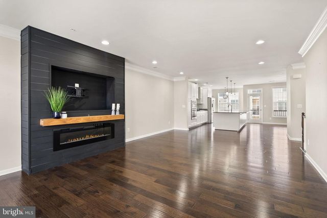 23466 BELVOIR WOODS TER, Ashburn, VA 20148