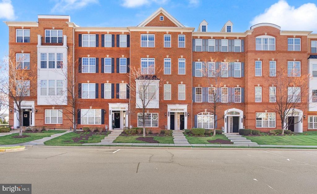 23466 BELVOIR WOODS TER, Ashburn, VA 20148