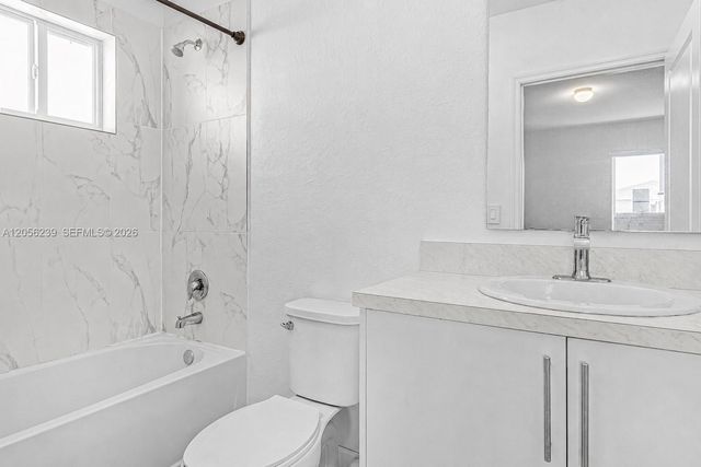 417 NW 12th Place, Florida City, FL 33034