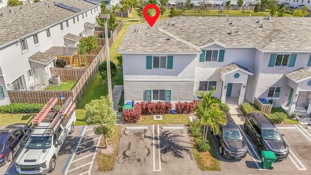 417 NW 12th Place, Florida City, FL 33034