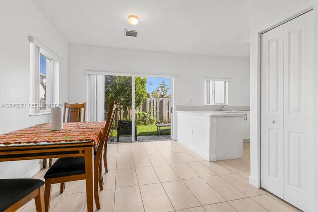 417 NW 12th Place, Florida City, FL 33034