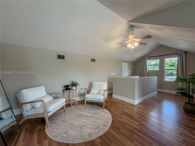 1813 SW 10th Street, Fort Lauderdale, FL 33312