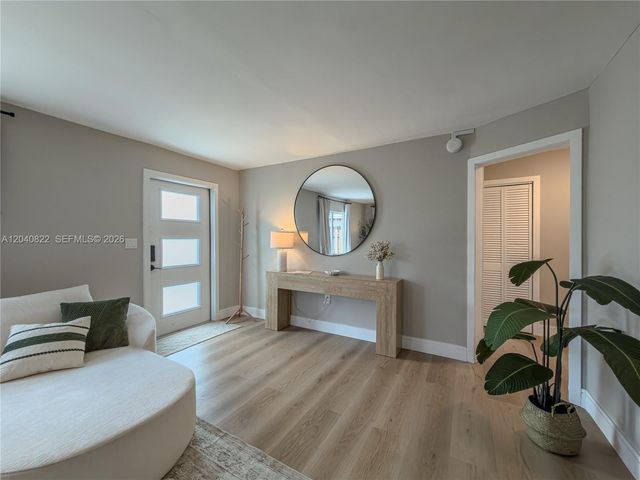 1813 SW 10th Street, Fort Lauderdale, FL 33312