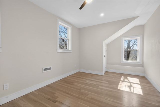 10 Johnson Street, Newburyport, MA 01950