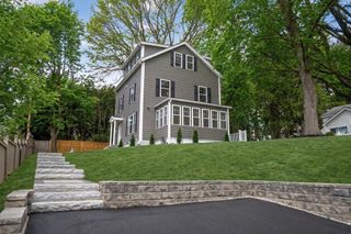 10 Johnson Street, Newburyport, MA 01950
