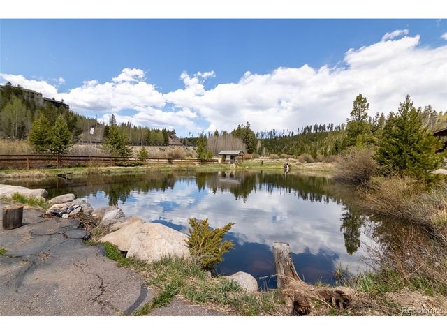 105 Lake Avenue, Grand Lake, CO 80447