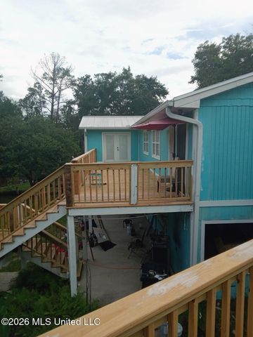 1832 Seacrest, Gautier, MS 39553