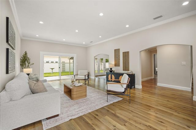 2186 COUNTRYSIDE CIRCLE N, Orlando, FL 32804