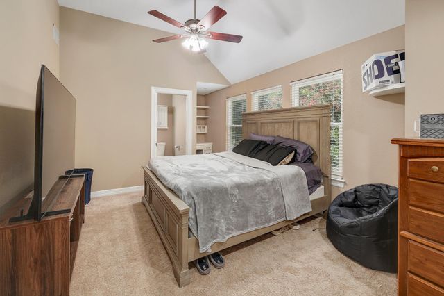 2129 Clear Lake PL, Round Rock, TX 78665