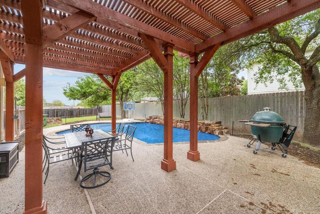 2129 Clear Lake PL, Round Rock, TX 78665