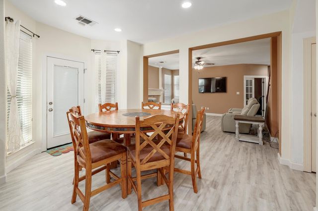 2129 Clear Lake PL, Round Rock, TX 78665