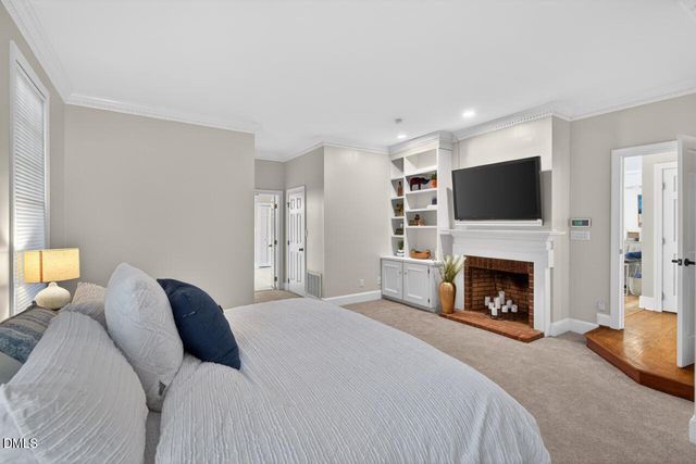 32 Chippers Way, Durham, NC 27705