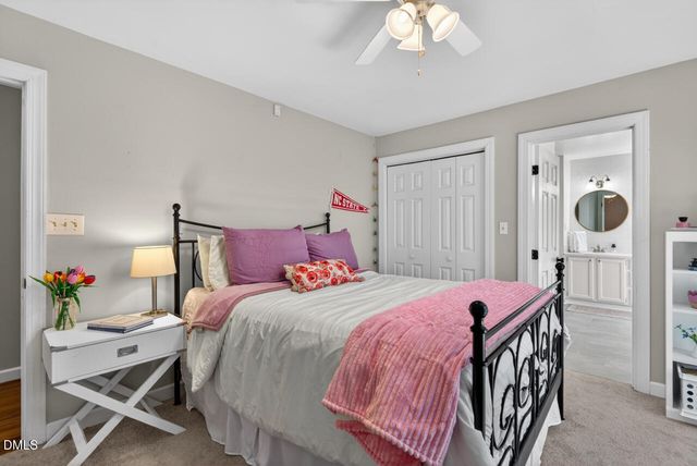 32 Chippers Way, Durham, NC 27705
