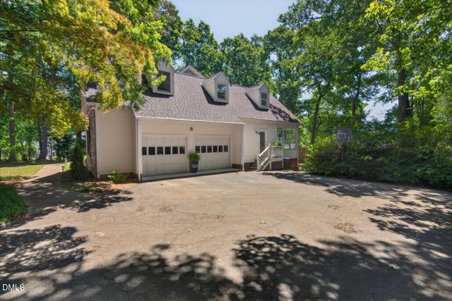 32 Chippers Way, Durham, NC 27705
