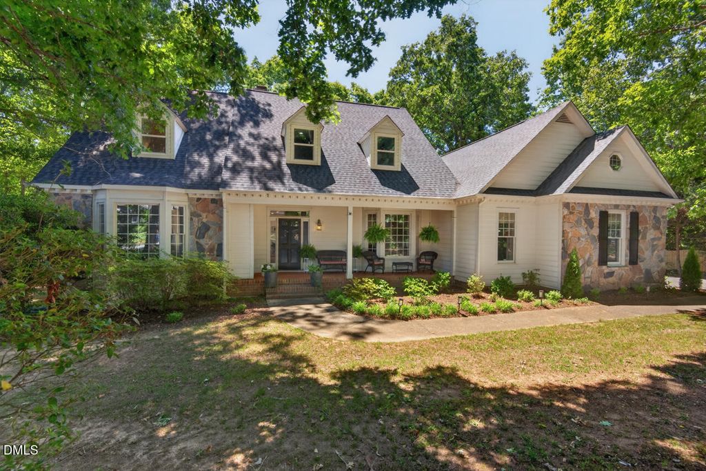 32 Chippers Way, Durham, NC 27705