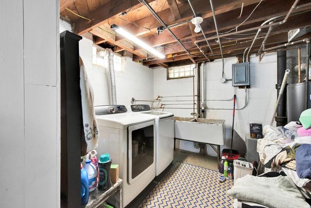 3725 Logan AVENUE, Milwaukee, WI 53207
