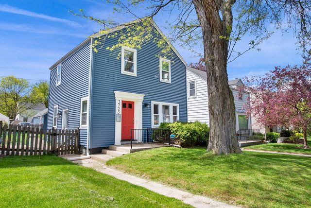 3725 Logan AVENUE, Milwaukee, WI 53207