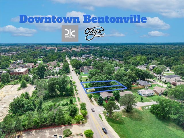 903-905 E Central Avenue, Bentonville, AR 72712