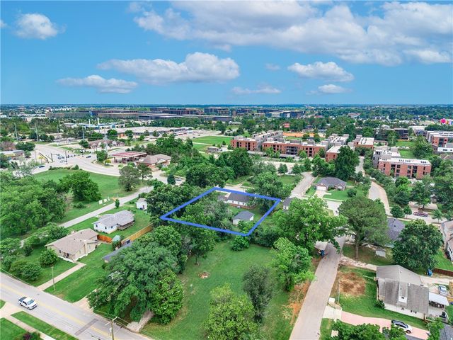 903-905 E Central Avenue, Bentonville, AR 72712