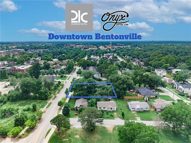 903-905 E Central Avenue, Bentonville, AR 72712
