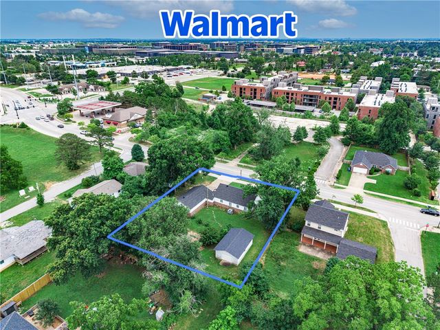 903-905 E Central Avenue, Bentonville, AR 72712