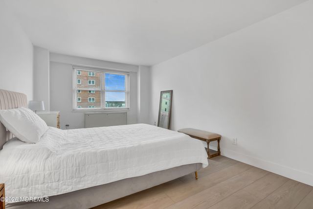 28 Riverside Avenue 6M, Red Bank, NJ 07701