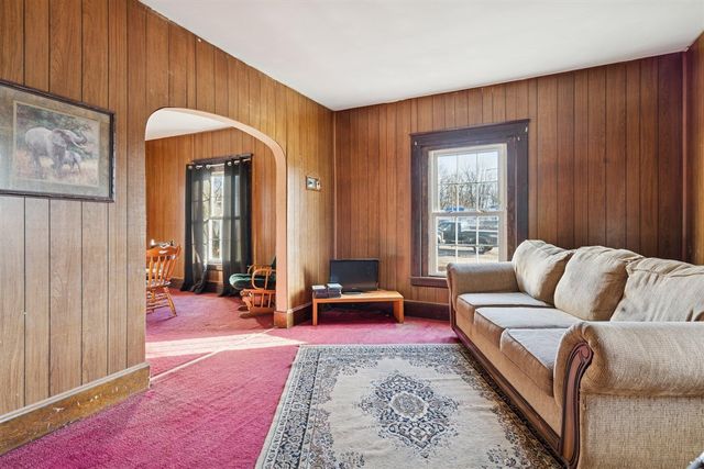 806 N Eaton Street, Albion, MI 49224