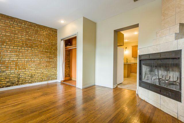 4229 W Division Street, Chicago, IL 60651