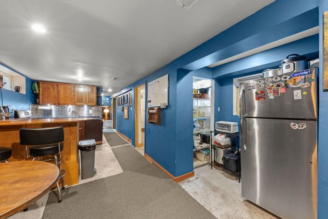 4229 W Division Street, Chicago, IL 60651