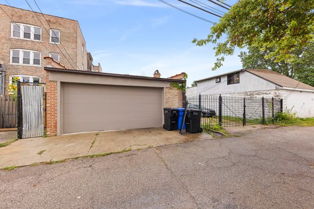 4229 W Division Street, Chicago, IL 60651