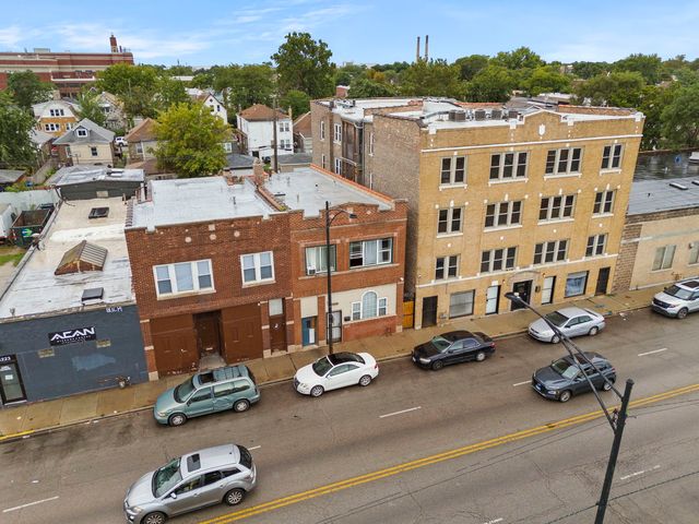 4229 W Division Street, Chicago, IL 60651