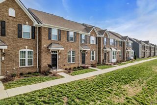 420 Park Ave Unit 42, Lebanon, TN 37087