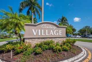393 Windsor Q, West Palm Beach, FL 33417