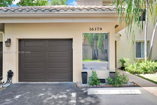 16379 Malibu Dr 50, Weston, FL 33326