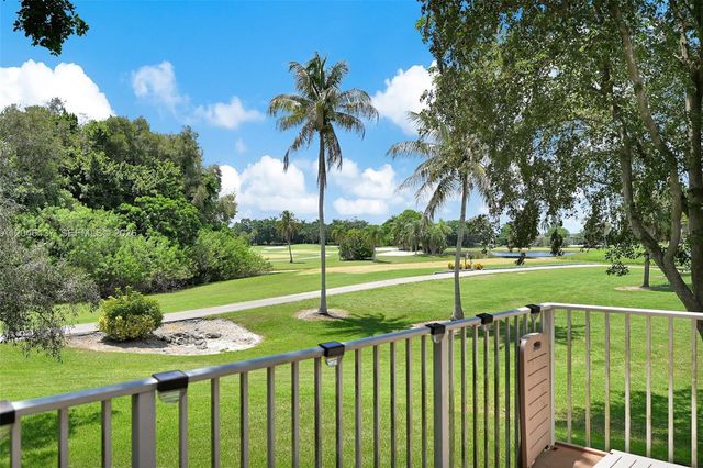 16379 Malibu Dr 50, Weston, FL 33326