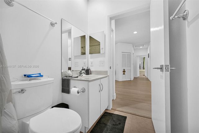 16379 Malibu Dr 50, Weston, FL 33326