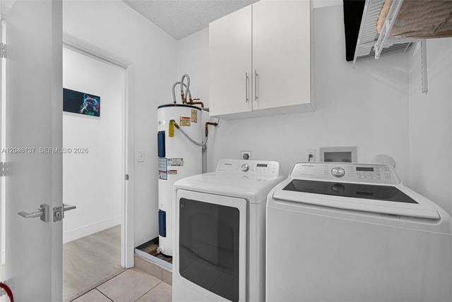 16379 Malibu Dr 50, Weston, FL 33326