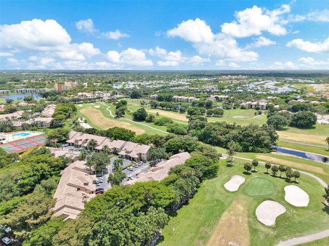 16379 Malibu Dr 50, Weston, FL 33326