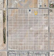 46 46th E, Lancaster, CA 93535