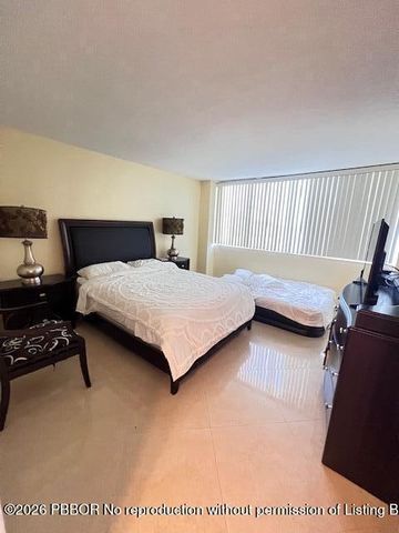 2773 S Ocean Boulevard 414, Palm Beach, FL 33480