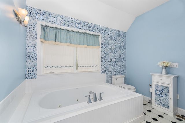 113 Greenwich Plains Rd, Ware, MA 01082