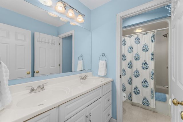 113 Greenwich Plains Rd, Ware, MA 01082