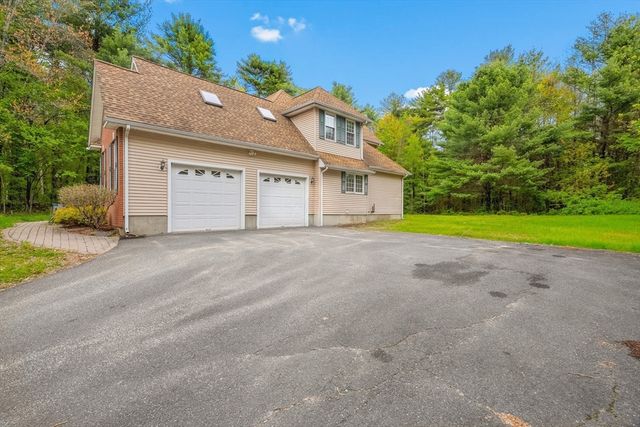 113 Greenwich Plains Rd, Ware, MA 01082