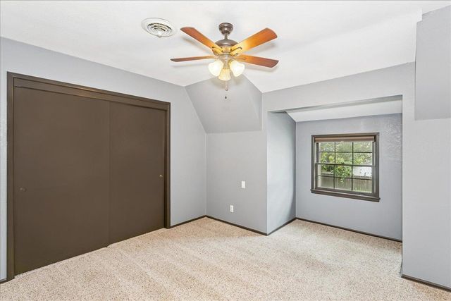 2610 W 29th St N, Wichita, KS 67204