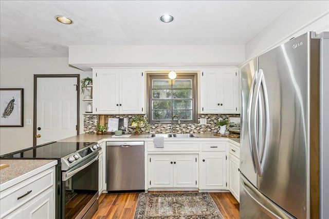 2610 W 29th St N, Wichita, KS 67204