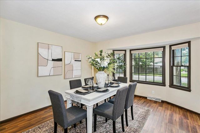 2610 W 29th St N, Wichita, KS 67204