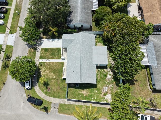 11011 SW 162nd Ter, Miami, FL 33157