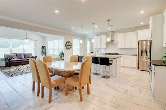 774 Phil Haven Lane, Kennesaw, GA 30152