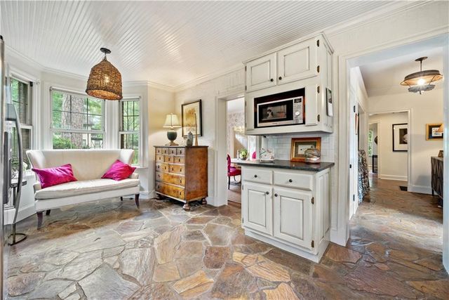 41 Clarendon Avenue, Avondale Estates, GA 30002